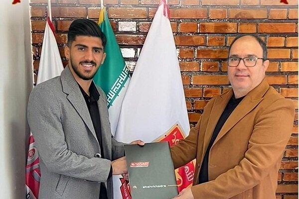 مهاجم استقلال به پدیده پیوست مهاجم استقلال به پدیده پیوست
