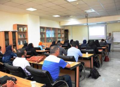 برگزاری سلسله جلسات جستارنویسی ویژه مربیان کانون پرورش فکری در زنجان